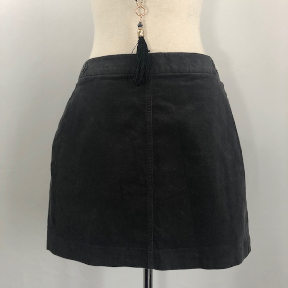 Banana republic Womens Size 12 Corduroy Brown Shor